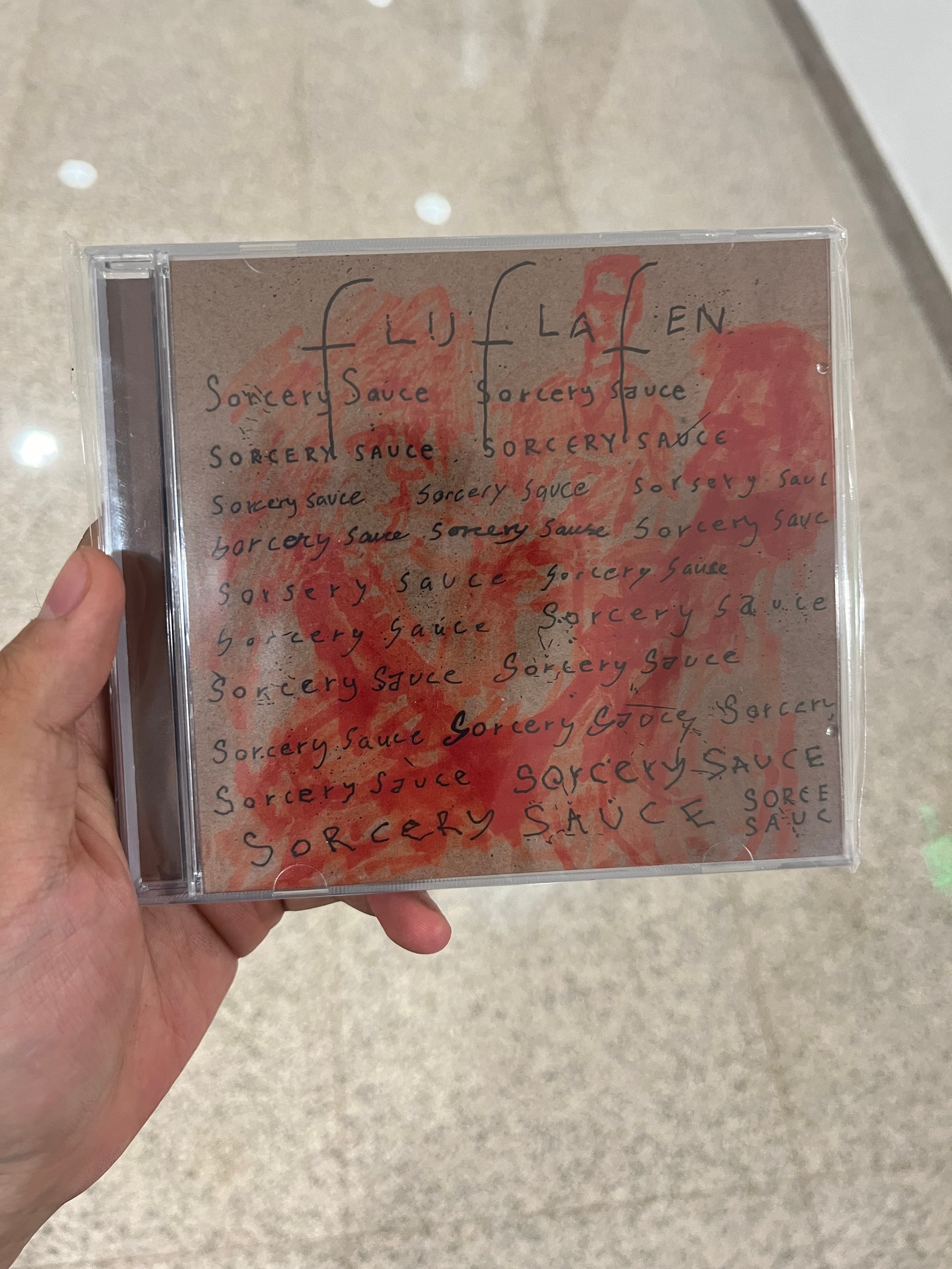 Live 结束之后销售的 CD，另有豪华版销售但并未购买